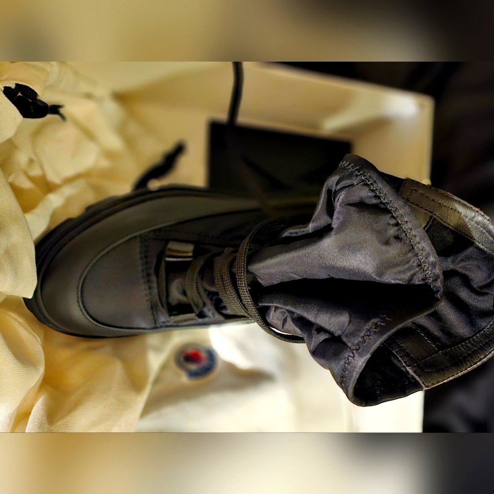 Moncler boots